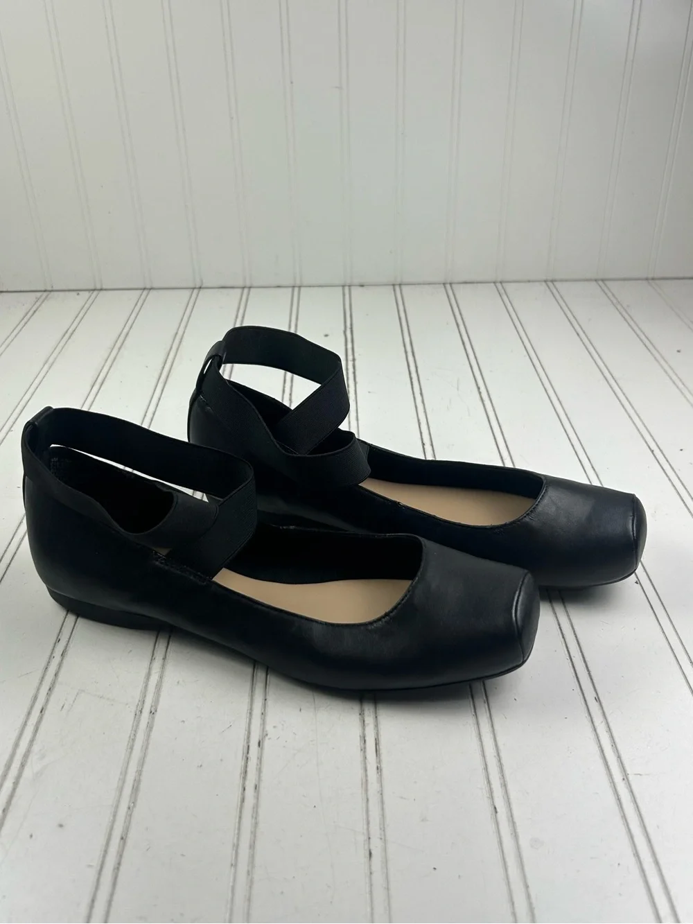 A.N.A Black Leather Crisscross Ankle Strap Slip On Ballet Flats Women’s Size 9M
